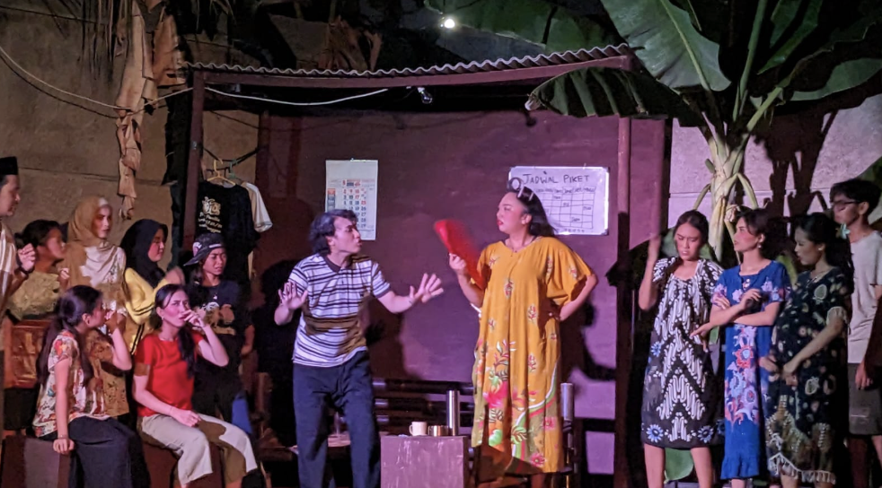 Rasuah di Sepetak MCK: Catatan Atas Pementasan TIN-JA oleh Teater Kafha